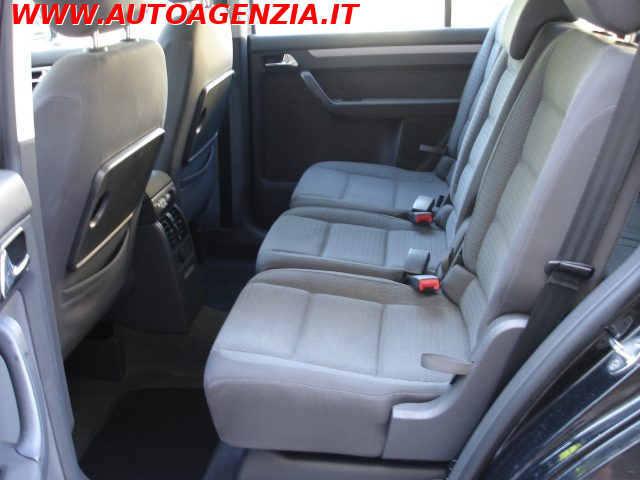 VOLKSWAGEN TOURAN 1.9 TDI 105CV 7 POSTI - foto 10