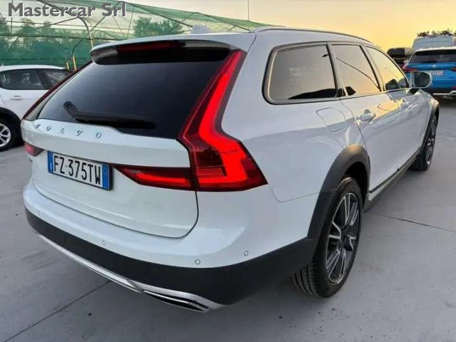VOLVO V90 CROSS COUNTRY 2.0 D5 PRO AWD GEARTRONIC MY19 - - foto 6