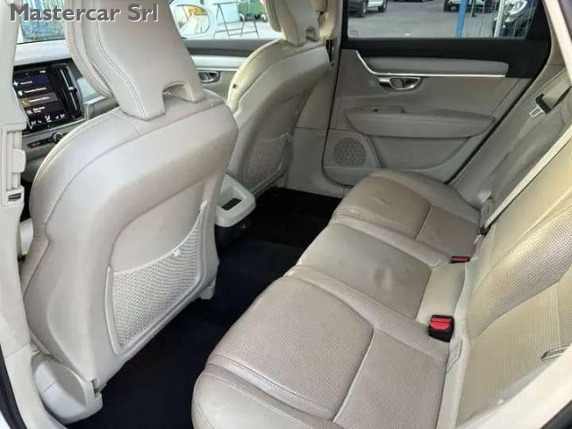 VOLVO V90 CROSS COUNTRY 2.0 D5 PRO AWD GEARTRONIC MY19 - - foto 10