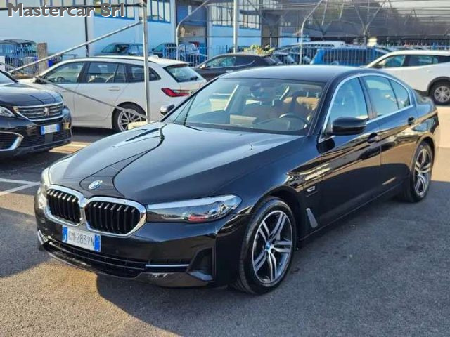 BMW 530 SERIE 5 G30 BERLINA LCI 530E BUS - foto 2