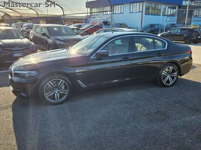 BMW 530 SERIE 5 G30 BERLINA LCI 530E BUS - foto 3