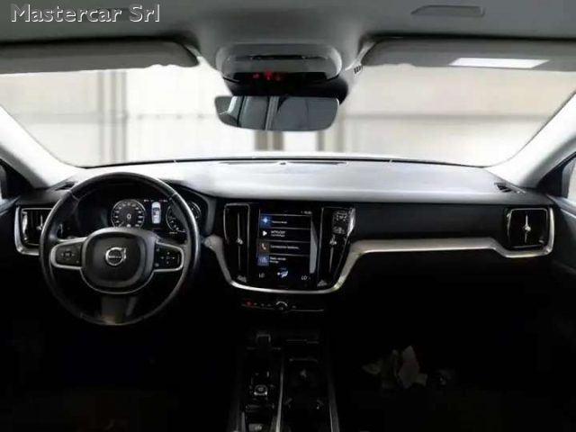 VOLVO V60 V60 2.0 B4 MOMENTUM BUSINESS PRO - foto 4