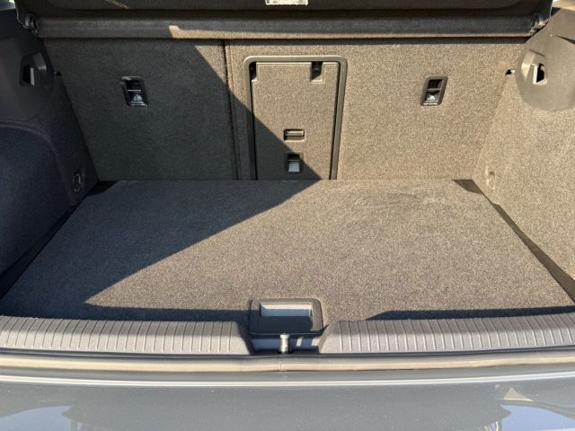 VOLKSWAGEN GOLF 2.0 TDI 40.000KM GARANZIA - foto 13