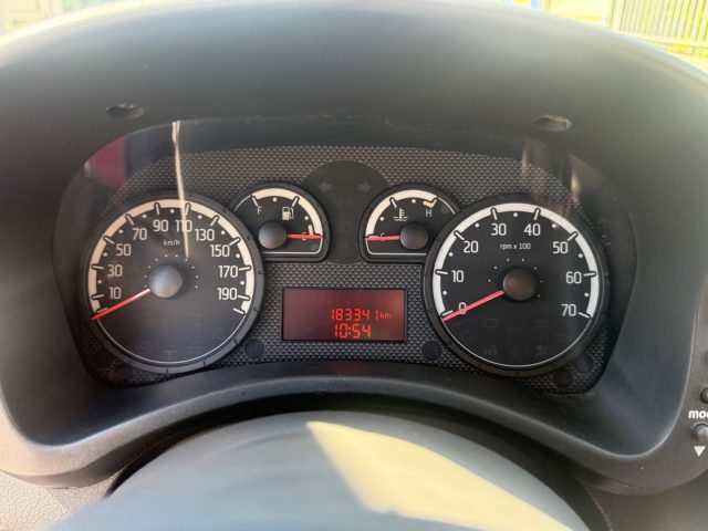 FIAT PANDA 1.3 MJT 4X4 PERFETTE CONDIZIONI - foto 18