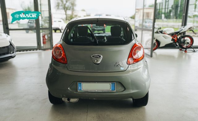 FORD KA+ 1.2 8V 69CV - foto 6