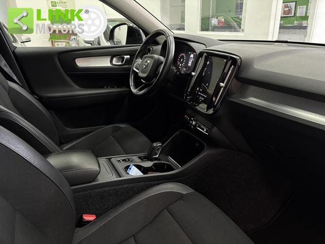 VOLVO XC40 2.0 D3 AWD MOMENTUM - foto 33