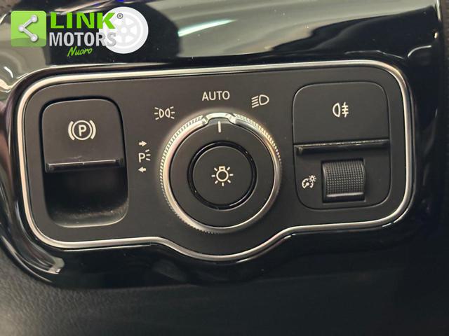 MERCEDES-BENZ A 180 D PREMIUM AMG, PACKLUCI, FULL. - foto 12