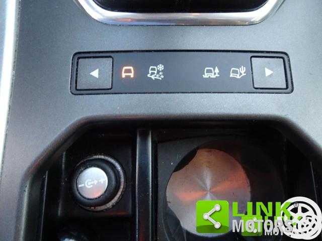 LAND ROVER RANGE ROVER LIMITED - foto 19