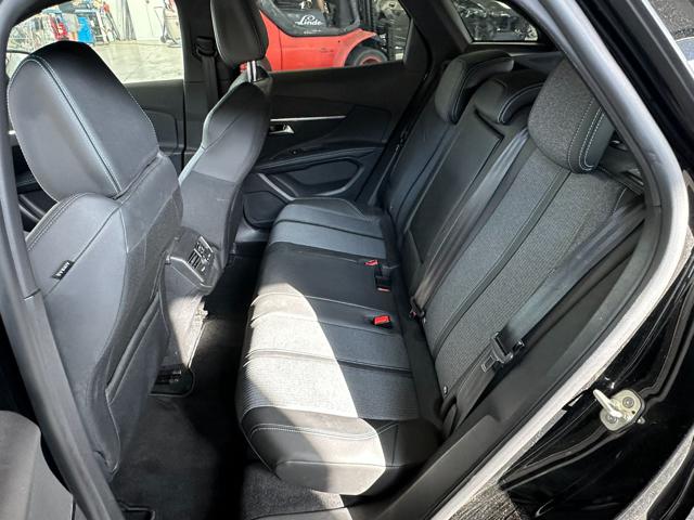 PEUGEOT 3008 BLUEHDI 130 S&S EAT8 ALLURE PACK - foto 14