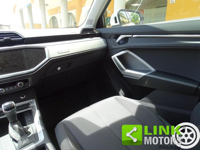 AUDI Q3 2.0 TDI 150 CV - foto 11