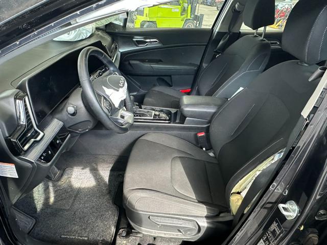 KIA SPORTAGE 1.6 CRDI MHEV DCT BUSINESS - foto 11