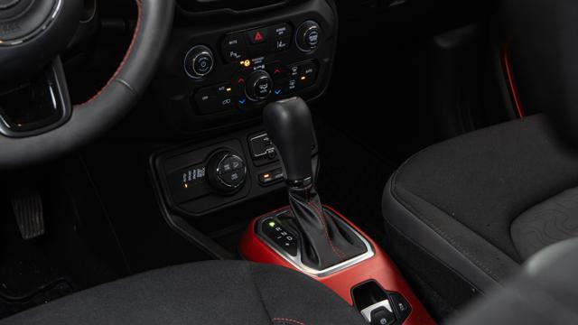 JEEP RENEGADE 4XE TRAILHAWK UNIPRO IVA ESPOSTA - foto 14