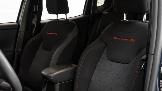 JEEP RENEGADE 4XE TRAILHAWK UNIPRO IVA ESPOSTA - foto 29