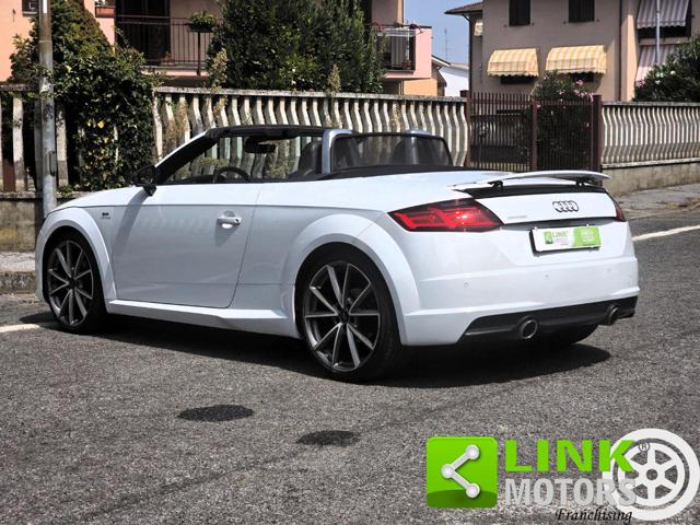 AUDI TT ROADSTER 2.0 TDI ULTRA S LINE 18 - foto 9