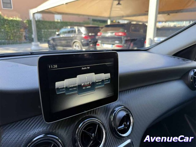 MERCEDES-BENZ GLA 180 D SPORT TELECAMERA NAVIGATORE SE - foto 17
