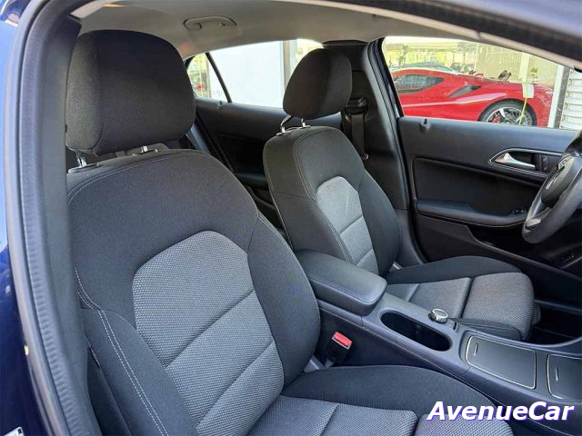 MERCEDES-BENZ GLA 180 D SPORT TELECAMERA NAVIGATORE SE - foto 21