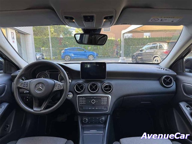 MERCEDES-BENZ GLA 180 D SPORT TELECAMERA NAVIGATORE SE - foto 24