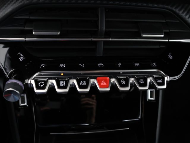 PEUGEOT 2008 PURETECH 130CV EAT8 ALLURE *PROM - foto 18