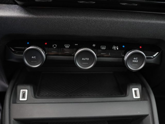 CITROEN C4 PURETECH 130 S&S EAT8 SHINE *PRO - foto 20