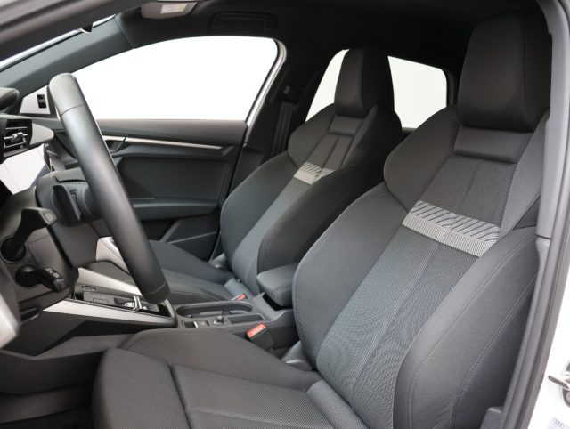 AUDI A3 SPB 35 TFSI S-TRONIC S LINE *PRO - foto 8