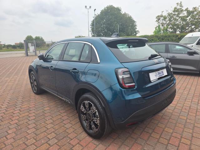 FIAT 600 HYBRID 100 CV DCT MHEV - foto 7