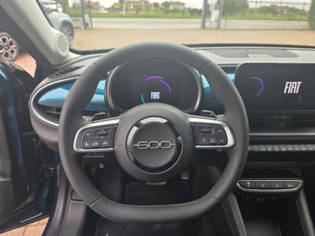 FIAT 600 HYBRID 100 CV DCT MHEV - foto 11