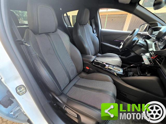 PEUGEOT 208 GT 1.2 HYBRID 110CV EAT6 - foto 12