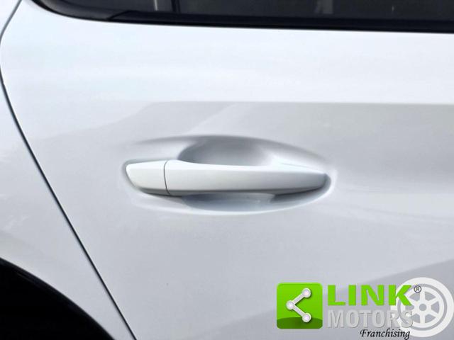 PEUGEOT 208 GT 1.2 HYBRID 110CV EAT6 - foto 32