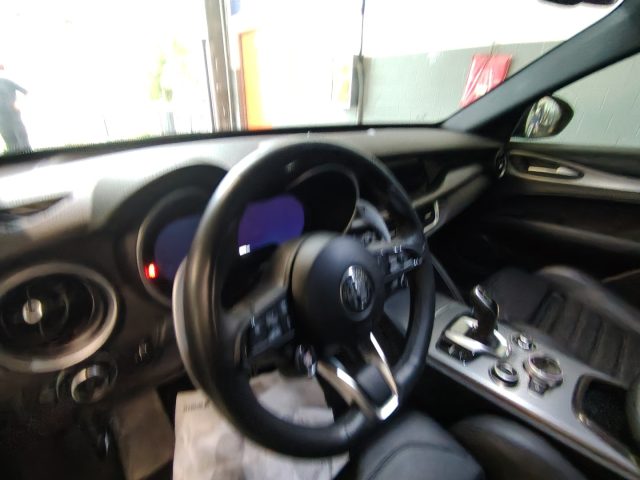 ALFA ROMEO STELVIO 2.2 TURBODIESEL 210 CV AT8 Q4 VE - foto 13