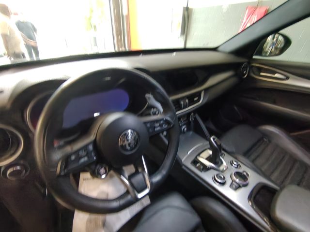 ALFA ROMEO STELVIO 2.2 TURBODIESEL 210 CV AT8 Q4 VE - foto 17