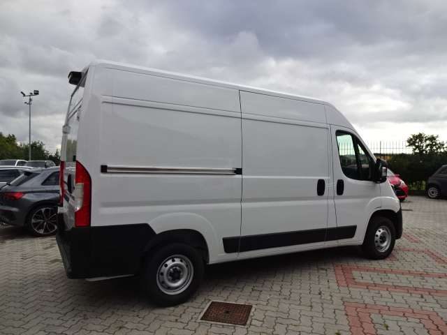 PEUGEOT BOXER BOXER 33 L2H2 2.2 DIESEL 140CV S - foto 4