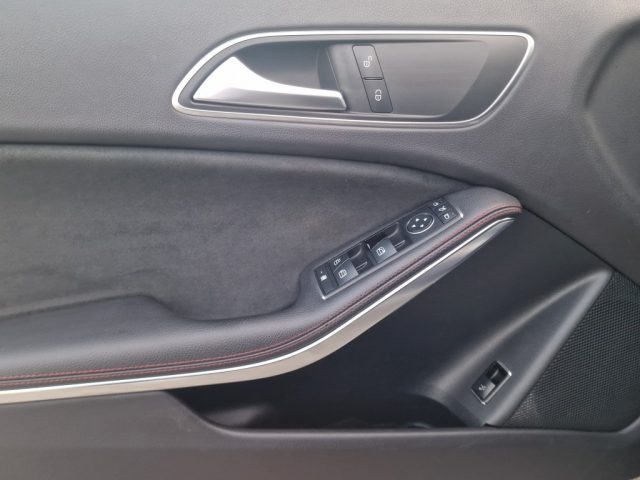 MERCEDES-BENZ GLA 200 D AUTOMATIC EXECUTIVE - foto 12