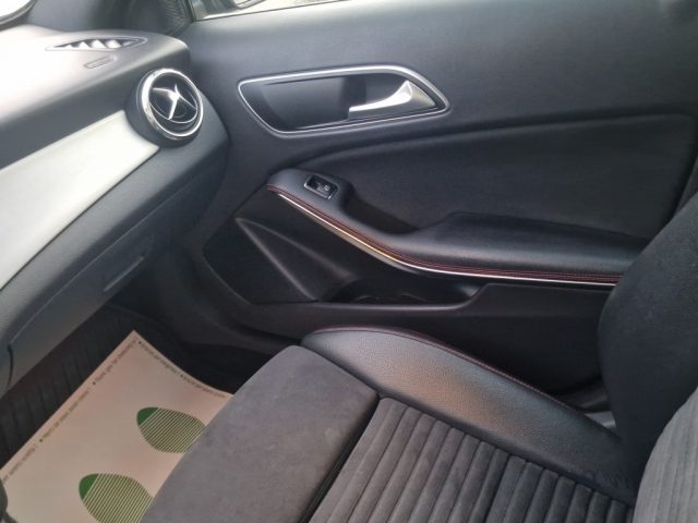 MERCEDES-BENZ GLA 200 D AUTOMATIC EXECUTIVE - foto 17