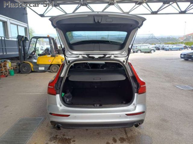 VOLVO V60 V60 2.0 B4 MOMENTUM BUSINESS AUT - foto 5