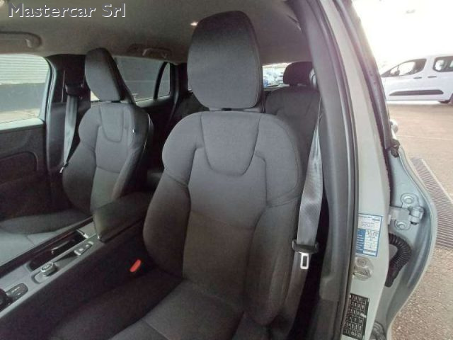 VOLVO V60 V60 2.0 B4 MOMENTUM BUSINESS AUT - foto 9