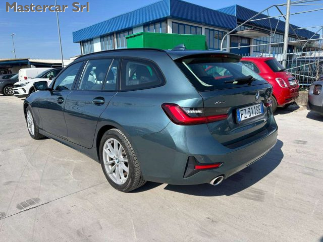 BMW 320 320D TOURING XDRIVE BUSINESS ADV - foto 4