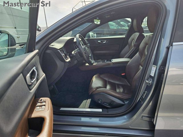 VOLVO S60 2.0 T8 PHEV INSCRIPTION AWD 303C - foto 9