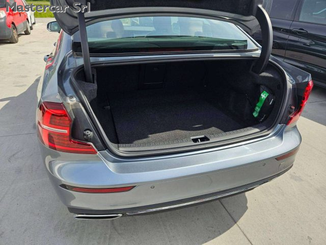VOLVO S60 2.0 T8 PHEV INSCRIPTION AWD 303C - foto 14