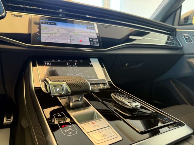 AUDI RS Q8 PERFORMANCE QUATTRO TIPTRONIC  6 - foto 8