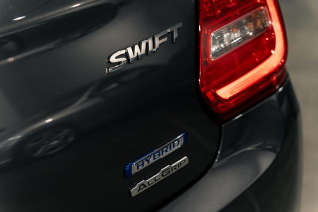 SUZUKI SWIFT 1.2 HYBRID 4WD ALLGRIP TOP* - foto 45