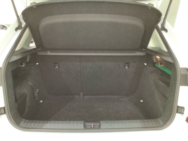 SKODA KAMIQ 1.0 TSI 110 CV DSG BLACK DOTS - foto 12