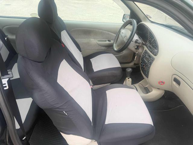 FORD FIESTA 1.2I 16V CAT 3P GHIA SENZA NESSU - foto 15