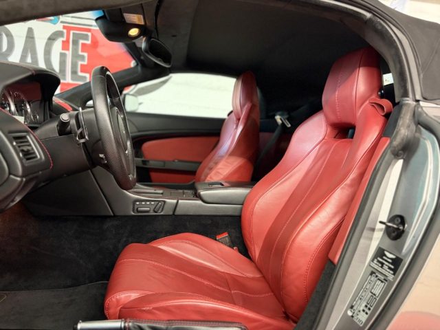ASTON MARTIN VANTAGE ICONICA - INTERNI CARTIER - CABR - foto 11