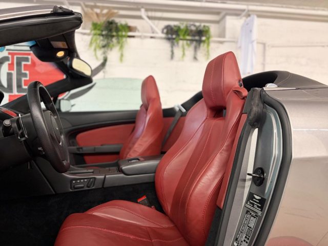 ASTON MARTIN VANTAGE ICONICA - INTERNI CARTIER - CABR - foto 14