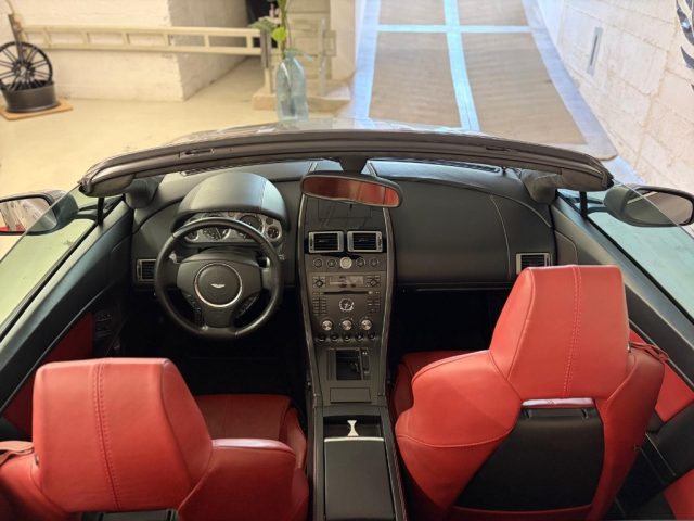 ASTON MARTIN VANTAGE ICONICA - INTERNI CARTIER - CABR - foto 15