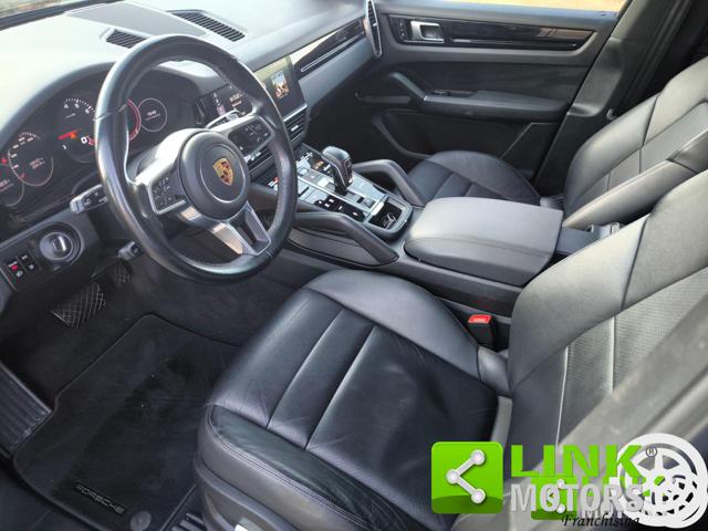 PORSCHE CAYENNE 3.0 V6 - foto 17