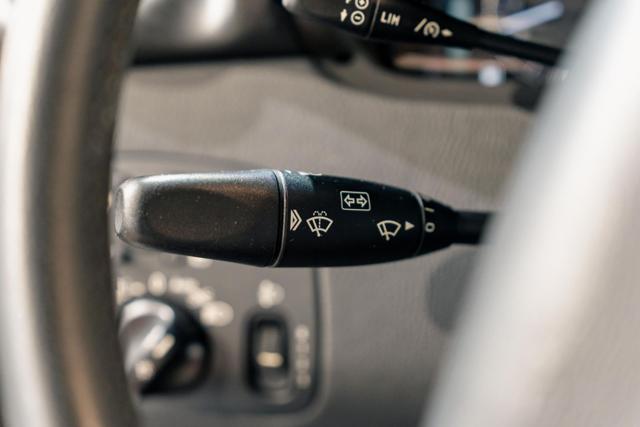 MERCEDES-BENZ CLK 200 KOMPR. TPS CAT CABRIO AVANTG.*AU - foto 30