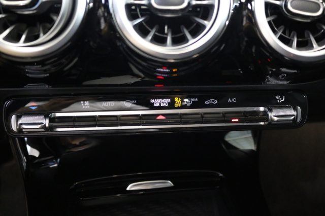 MERCEDES-BENZ CLA 220 D AUTOMATIC SHOOTING BRAKE AMG L - foto 27