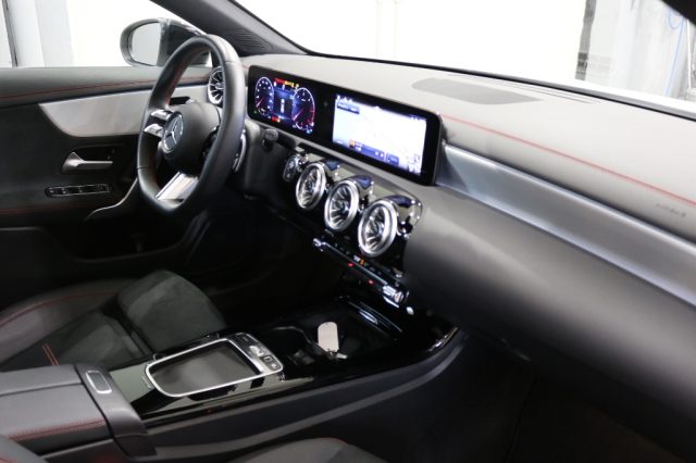 MERCEDES-BENZ CLA 220 D AUTOMATIC SHOOTING BRAKE AMG L - foto 16
