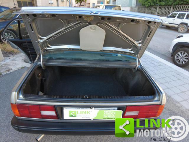 BMW 318 I 4 PORTE - foto 17